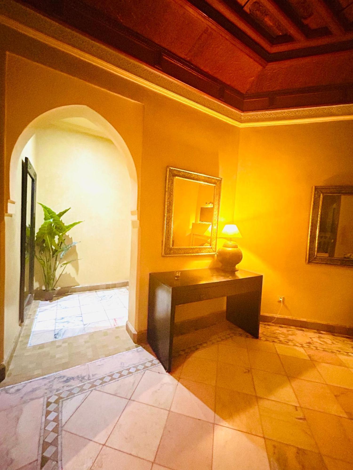 Appartement Spacieux Avec Piscine A La Palmeraie Marrakesh Exterior photo